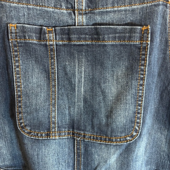 GAP Sz XL Mid Wash Denim Overalls Patch Pockets Tapered Leg Adjustable Straps - Picture 6 of 12